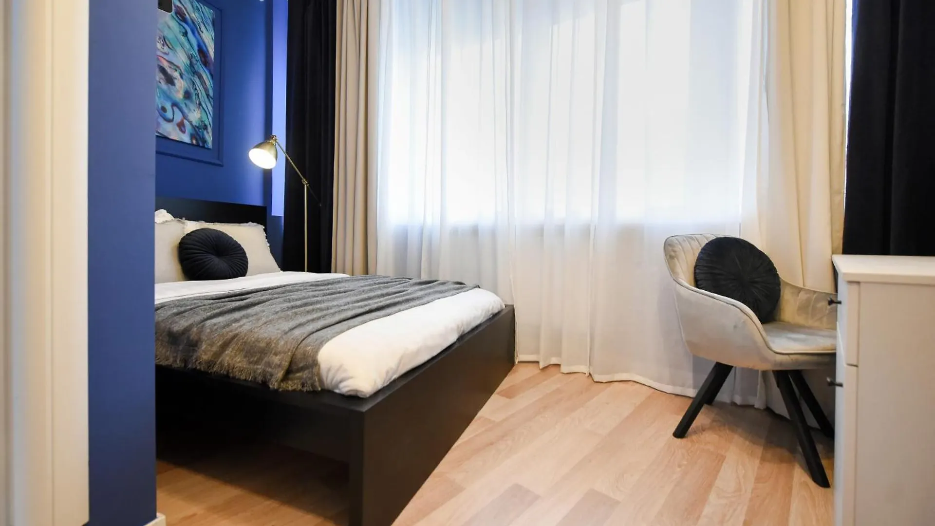Elegant Studios On Magheru Boulevard - The Art Of Living Simply Bucureşti Apartament