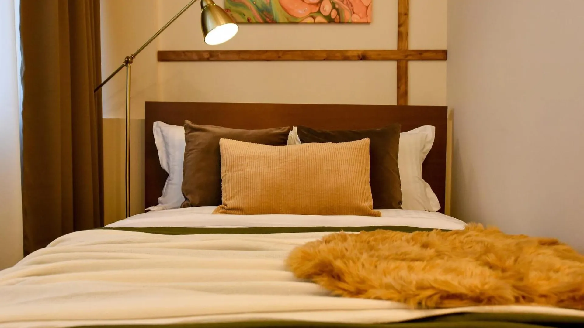 Elegant Studios On Magheru Boulevard - The Art Of Living Simply Bucureşti 0*,  România