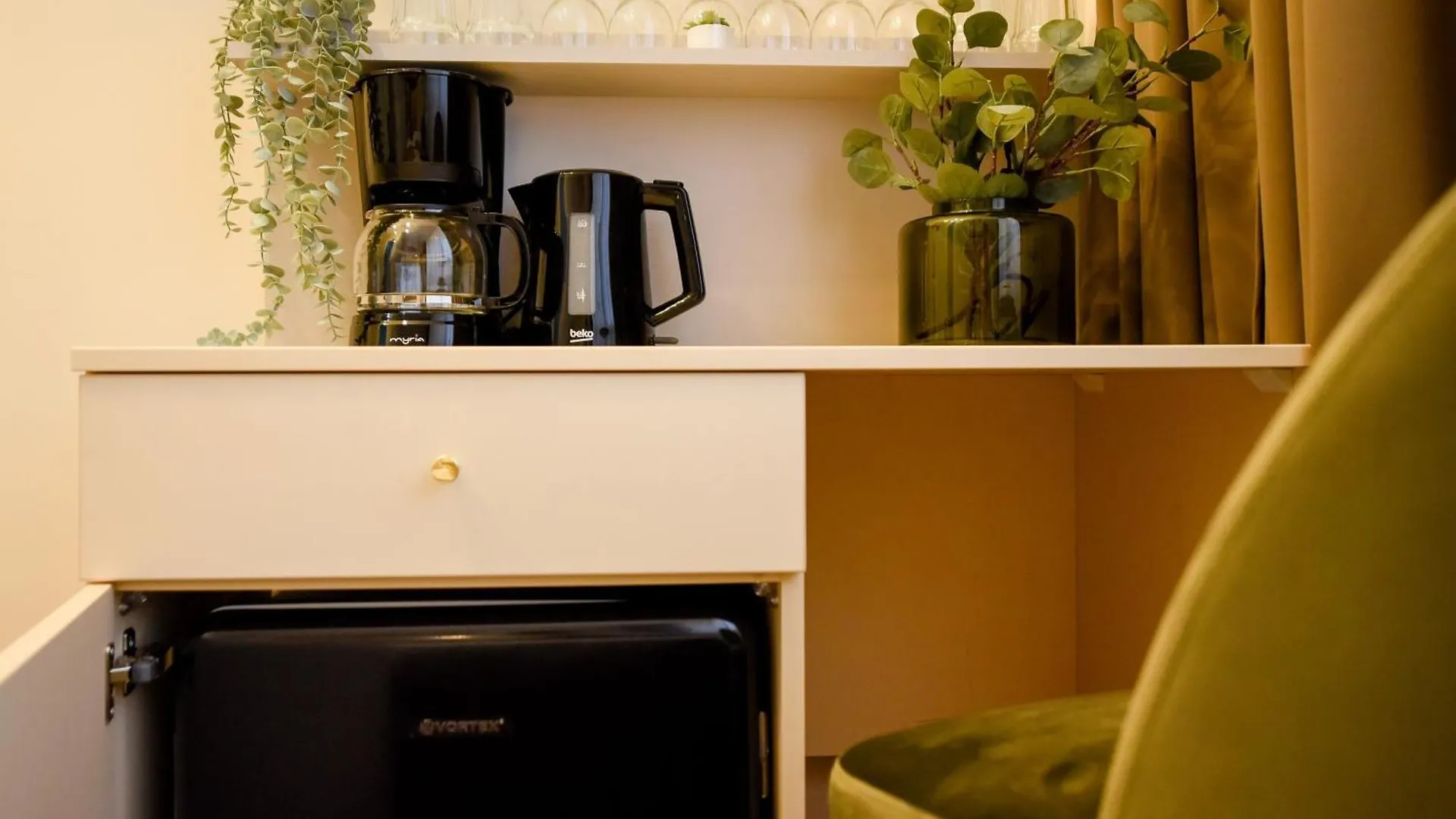 Elegant Studios On Magheru Boulevard - The Art Of Living Simply Bucureşti România