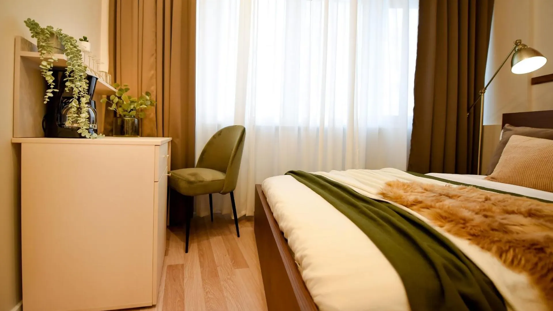 Elegant Studios On Magheru Boulevard - The Art Of Living Simply Bucureşti