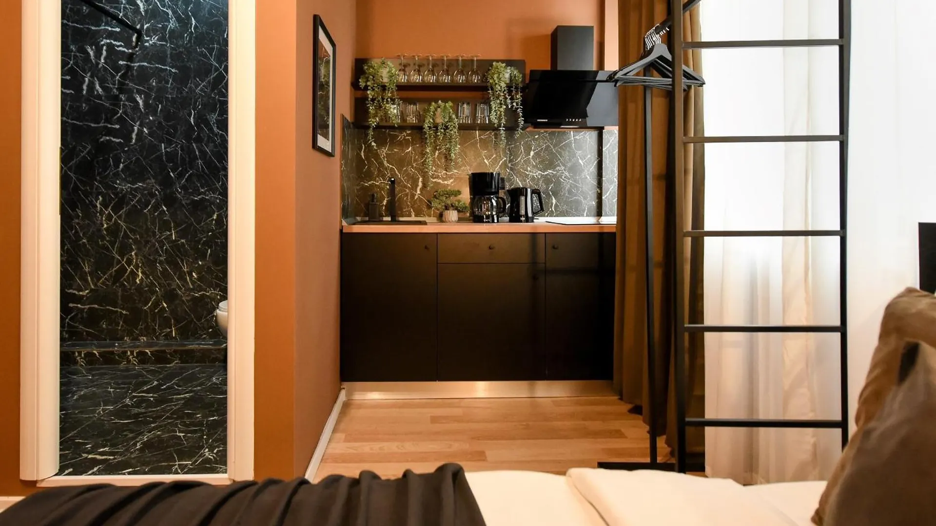 Elegant Studios On Magheru Boulevard - The Art Of Living Simply Bucureşti 0*,